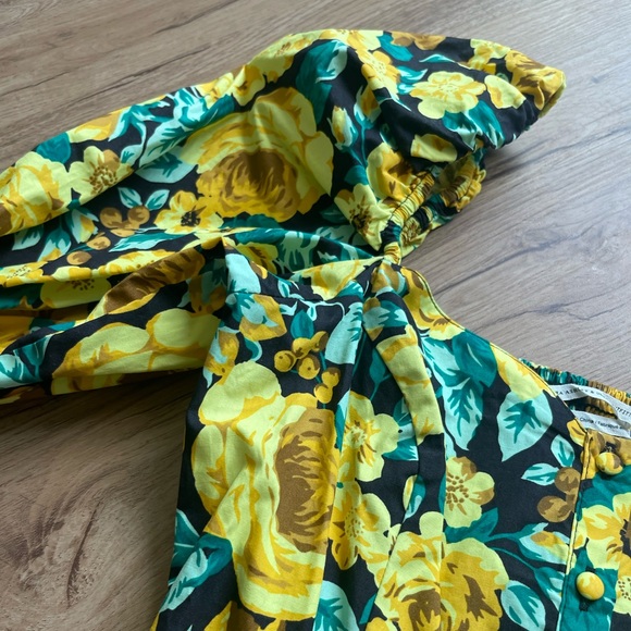 Urban Outfitters Yellow Floral Blouse - Picture 3 of 7
